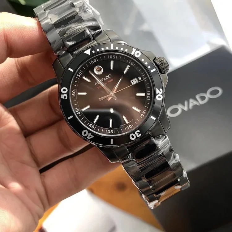 ¥700-1400 Fashionable and versatile watches