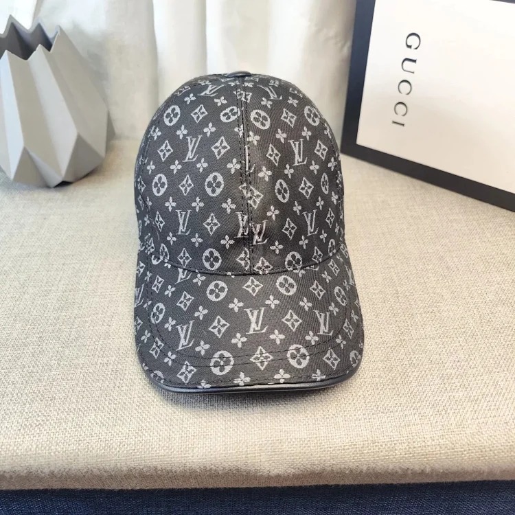 ¥120 New fashionable versatile hat M69