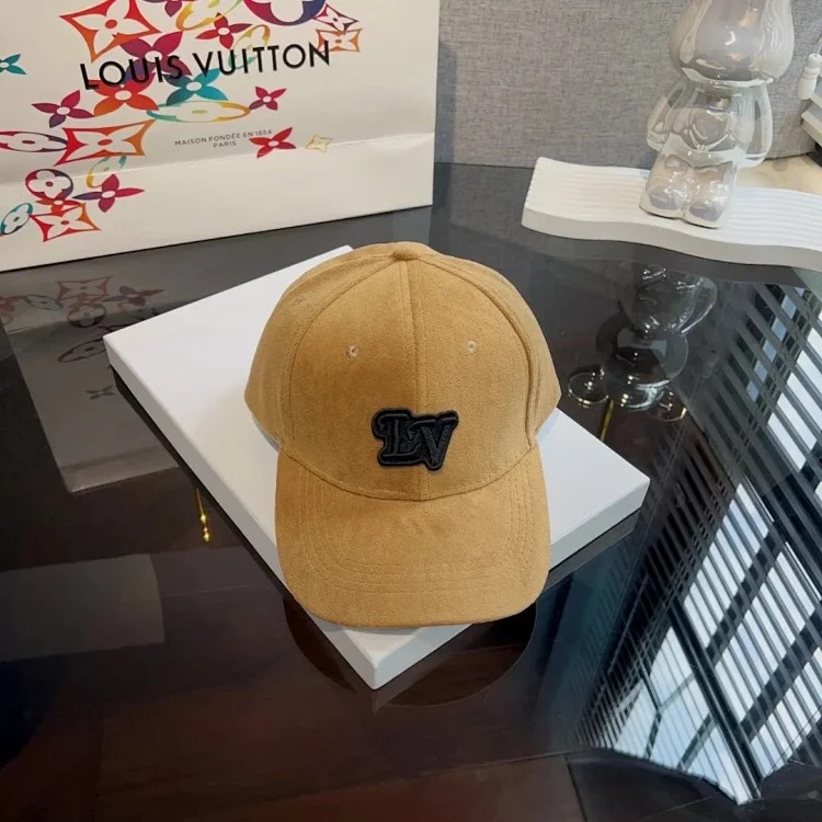 ¥120 New fashionable versatile hat M69