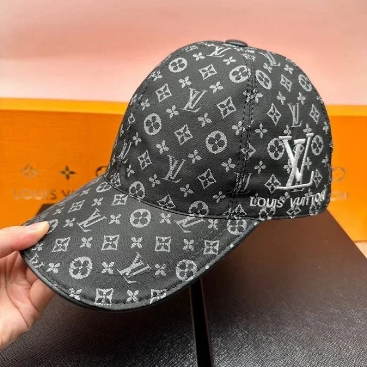 ¥120 New fashionable versatile hat M69