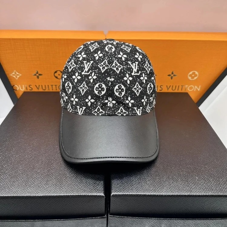¥120 New fashionable versatile hat M69