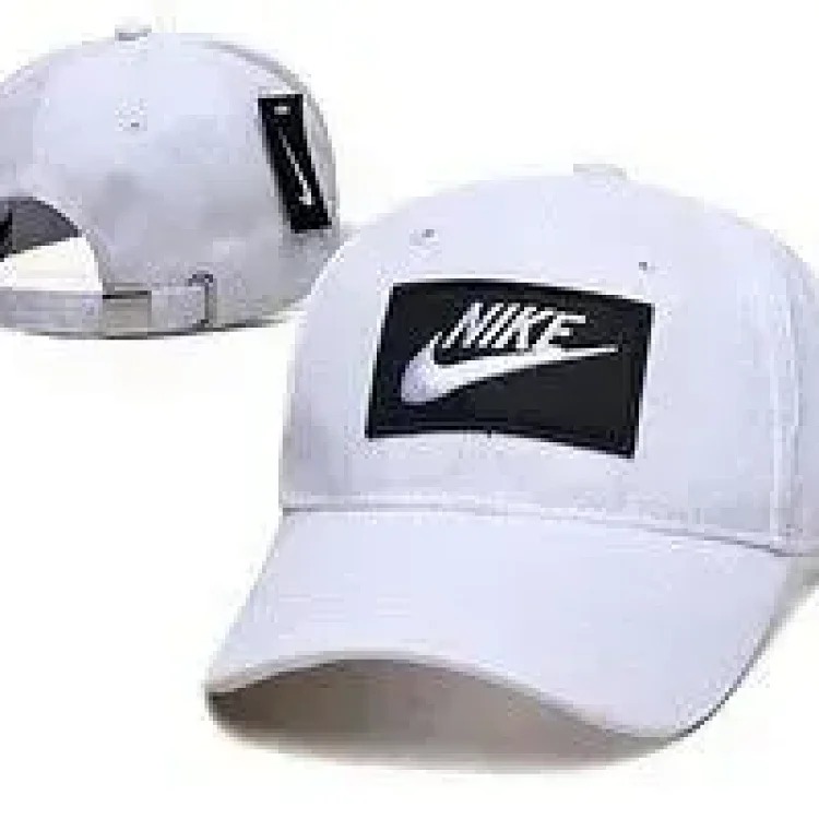 Trendy and comfortable baseball cap 12：