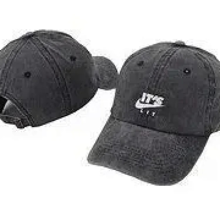 Trendy and comfortable baseball cap 12：