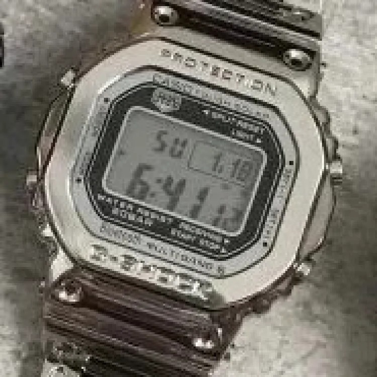 KAO GMW-B5000 35th Anniversary Square Steel Band Watch, this product has