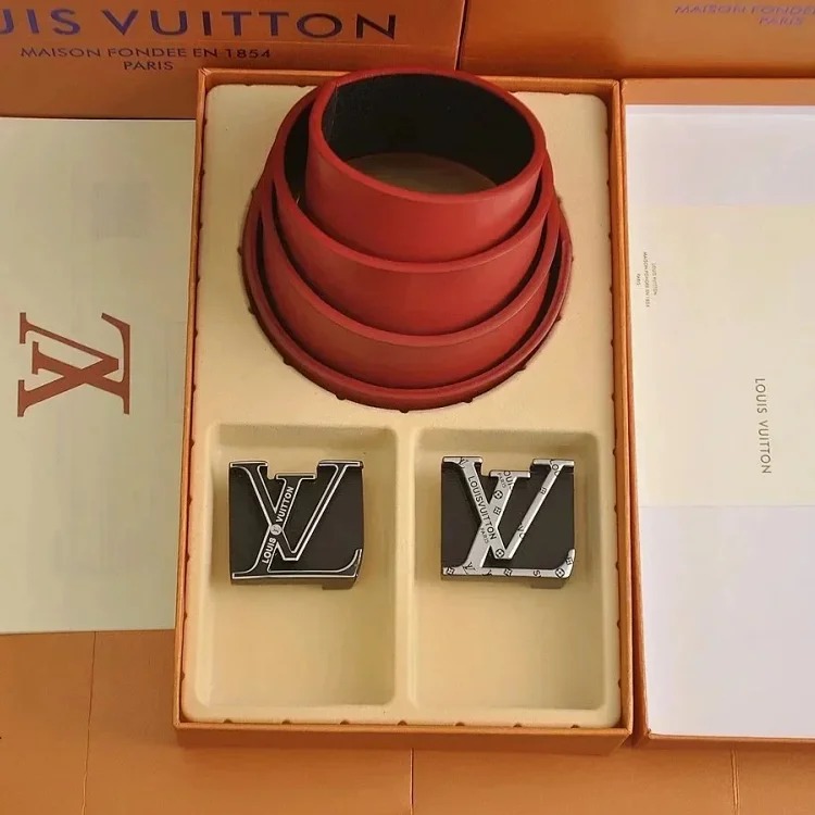 Fashionable and versatile belt 033