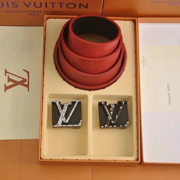 Fashionable and versatile belt 033
