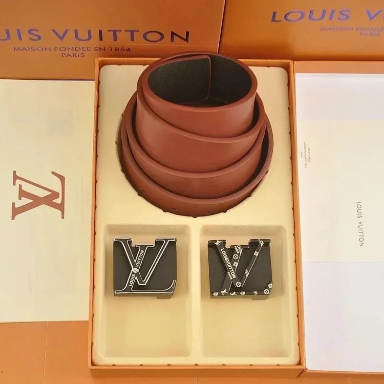 Fashionable and versatile belt 033