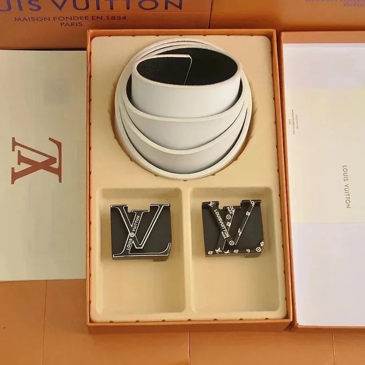 Fashionable and versatile belt 033