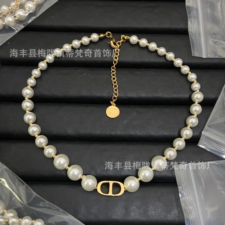 Dijia Classic Pearl Pig Nose Necklace Temperament Necklace New Trendy Niche High-end Retro Necklace Fresh
