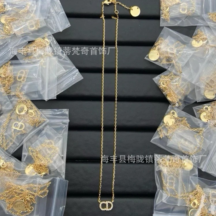 Dijia Classic Pearl Pig Nose Necklace Temperament Necklace New Trendy Niche High-end Retro Necklace Fresh