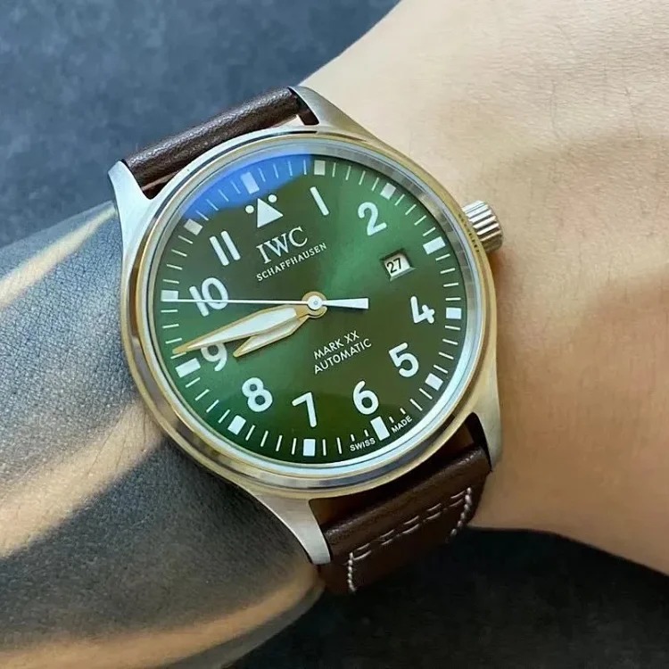 DX187 stainless steel mechanical men's watch with simple dial, business design and niche watch