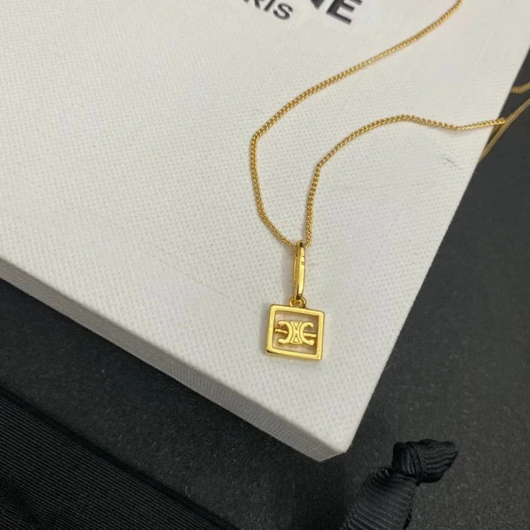 M1￥130-240 New fashion trend necklace
