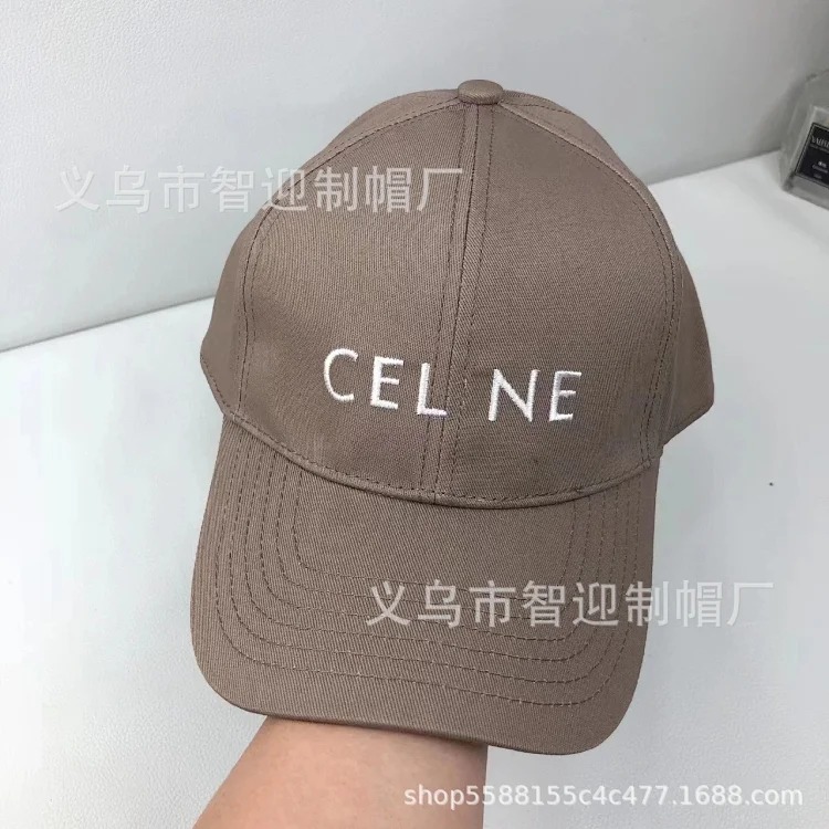 Correct large letter embroidered baseball cap for men and women sports and leisure couple peaked cap sun hat