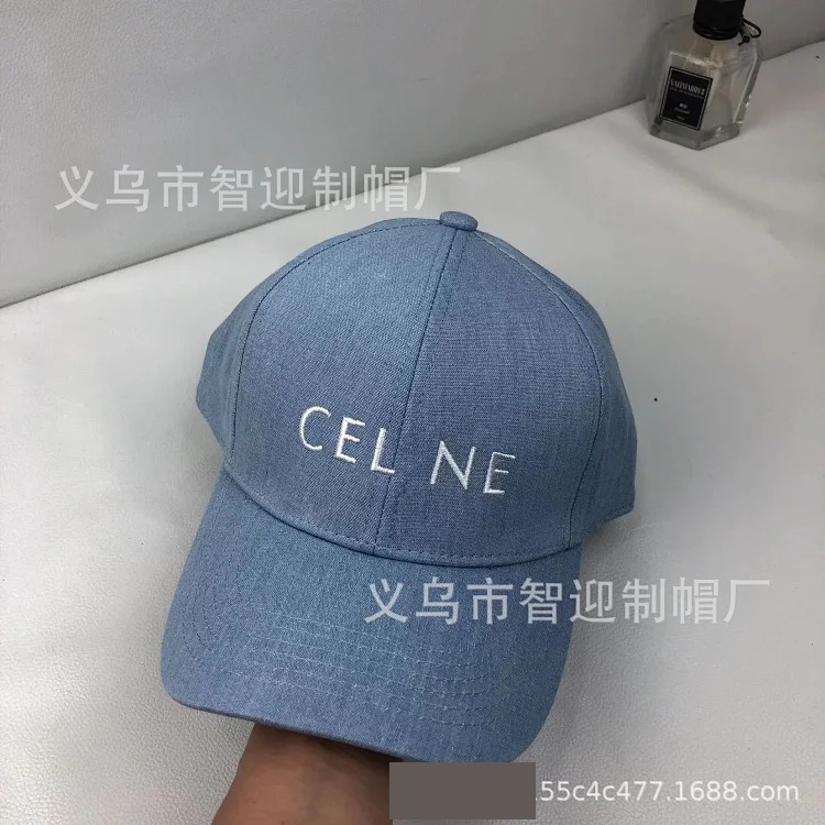 Correct large letter embroidered baseball cap for men and women sports and leisure couple peaked cap sun hat