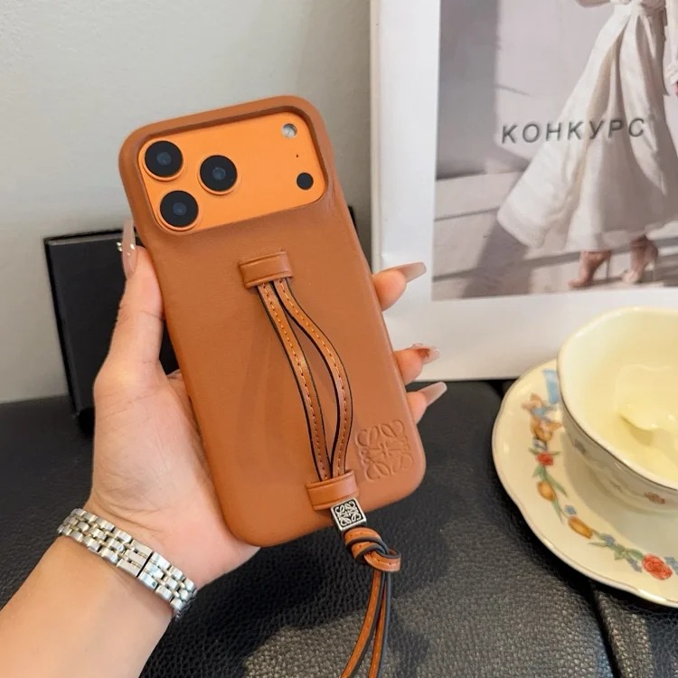 Louis Vuitton New bag decorations and keychains Presbyopic card holder mobile phone case Card holder double C buckle denim card holder mobile phone case Chain ⛓️Shoulder strap crossbody mobi