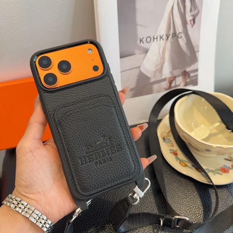 Louis Vuitton New bag decorations and keychains Presbyopic card holder mobile phone case Card holder double C buckle denim card holder mobile phone case Chain ⛓️Shoulder strap crossbody mobi