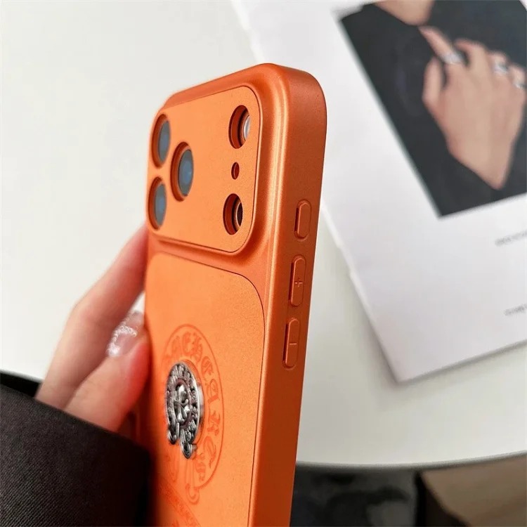 Trendy brand leather Croix heart suitable for Apple iPhone 16 to 17 series 17 Promax mobile phone case cross-border 13