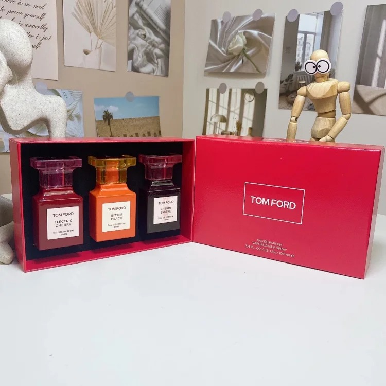 Tom Ford aroma fragrance spray