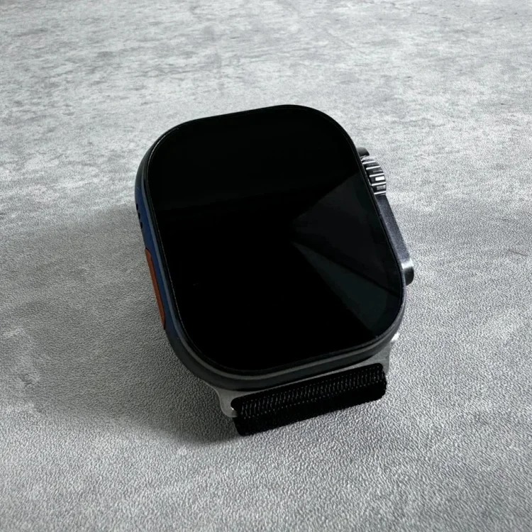 Uitra2(2024)Blackoleddisplay：