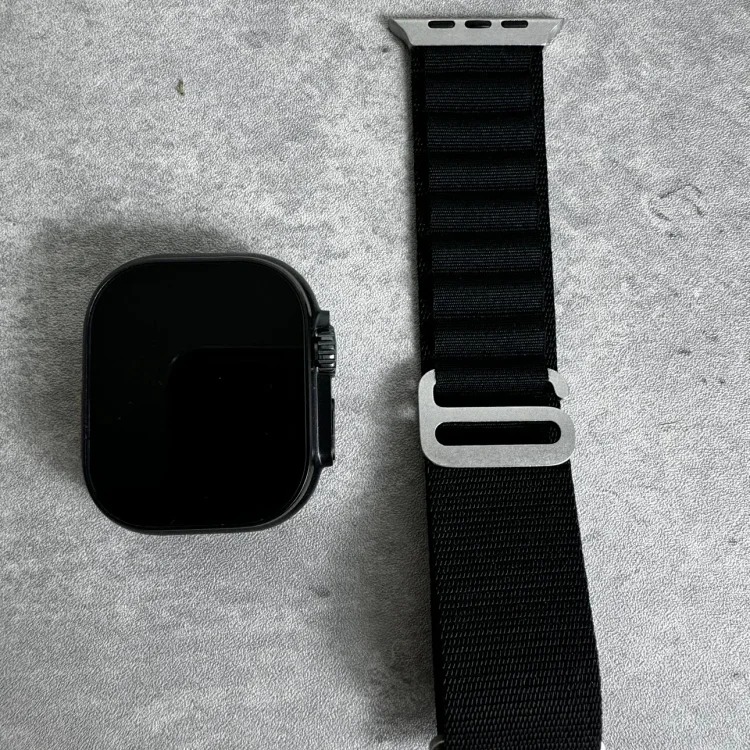 Uitra2(2024)Blackoleddisplay：