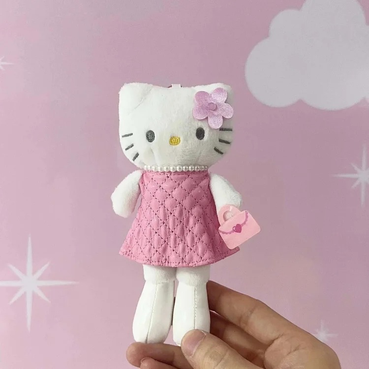 Plush pendant keychain