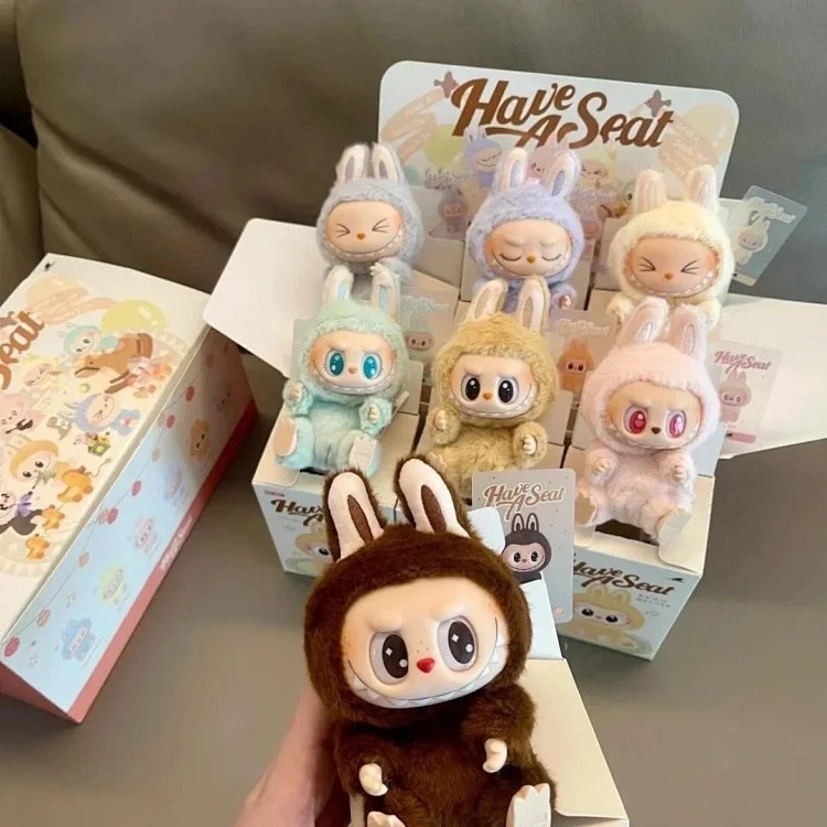 Vinyl face ornament Macaron first and second generation plush toy doll figure