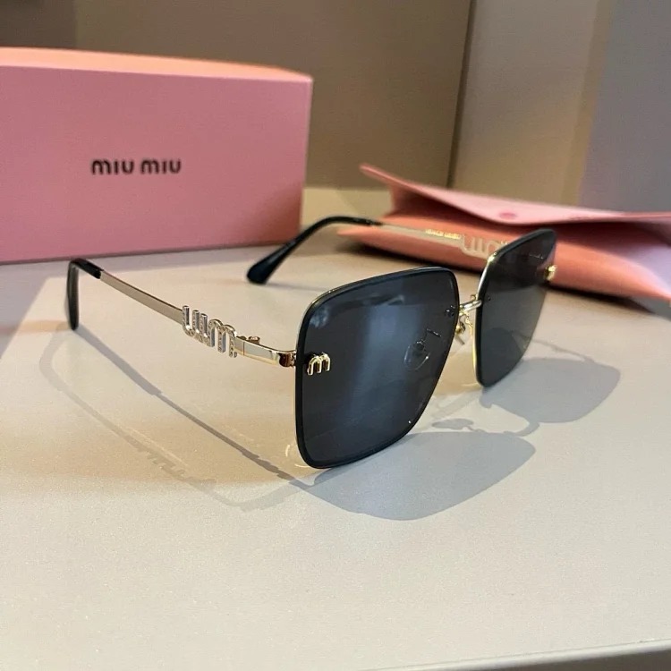 M1um1u Sunglasses Collection