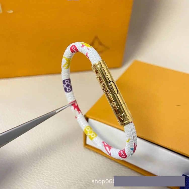 Louis Vuitton New classic old flower leather rope buckle titanium steel gold silver button buckle men and women same style couple high-end leather