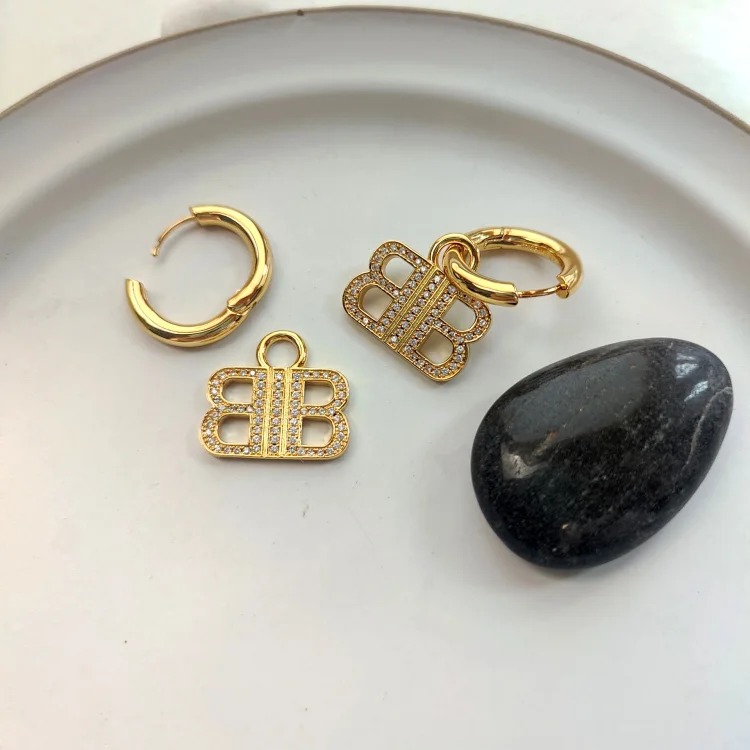 Paris style hoop earrings with diamond letters, versatile street style double B earrings, personalized European and American style retro earrings