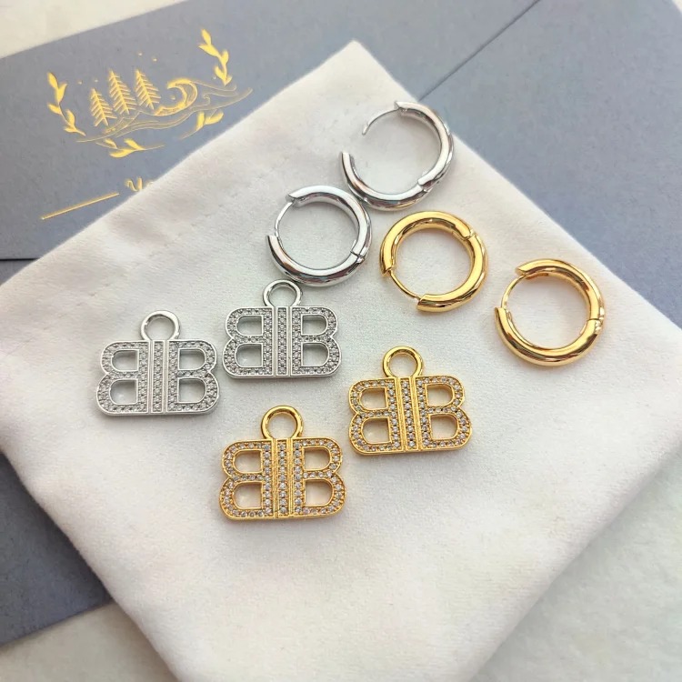 Paris style hoop earrings with diamond letters, versatile street style double B earrings, personalized European and American style retro earrings