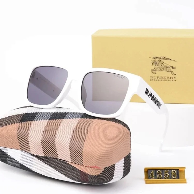 Fashionable sunglasses 026