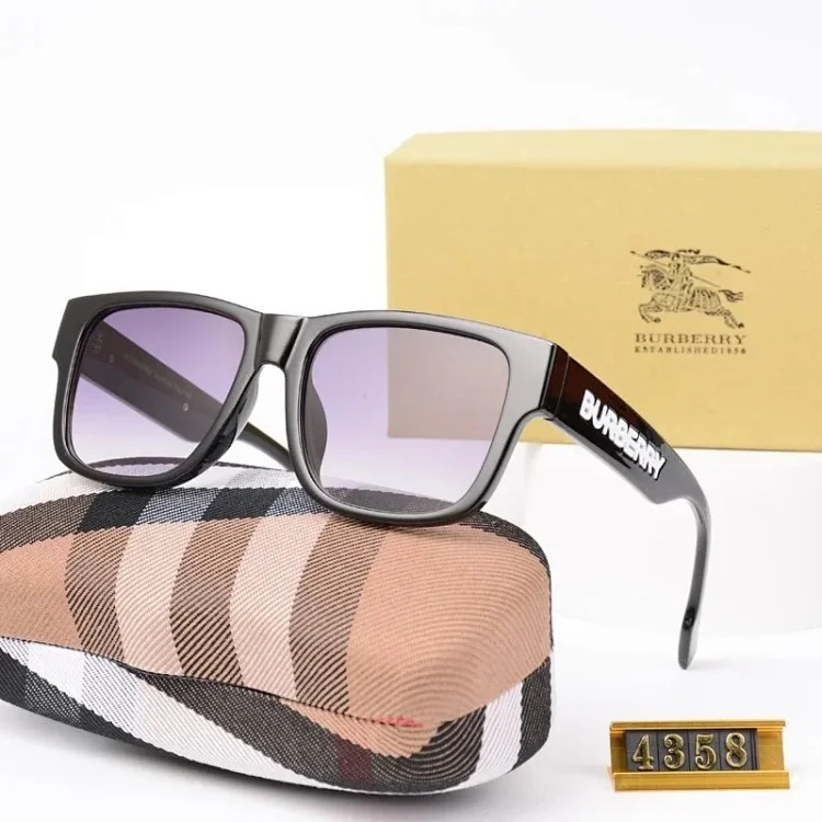 Fashionable sunglasses 026