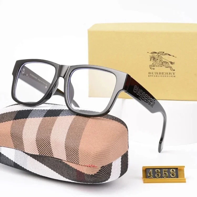 Fashionable sunglasses 026