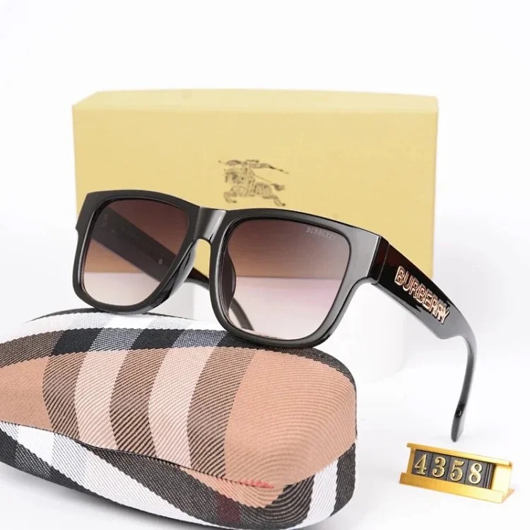 Fashionable sunglasses 026