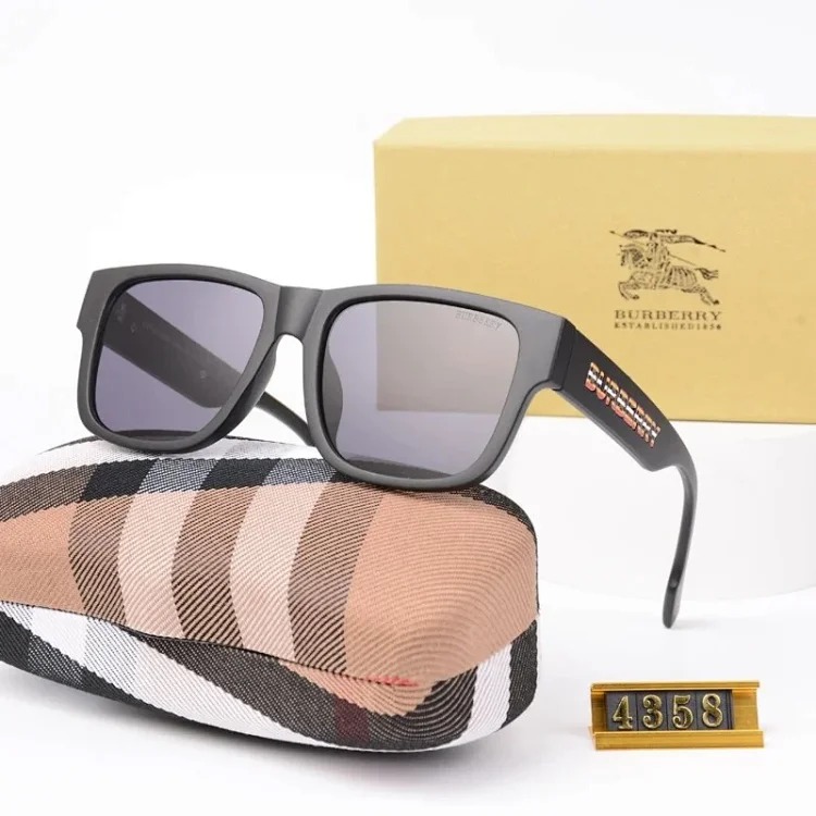 Fashionable sunglasses 026
