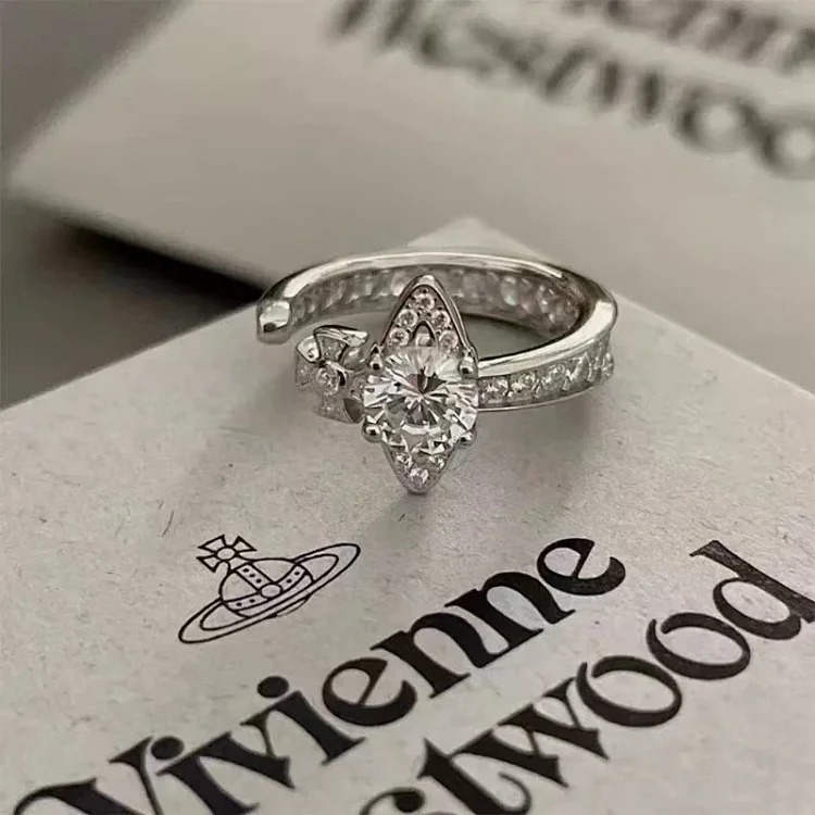 High of Queen Mother Vivian West's Saturn diamond open ring female Saturn orbit temperament European and American bright stone ring