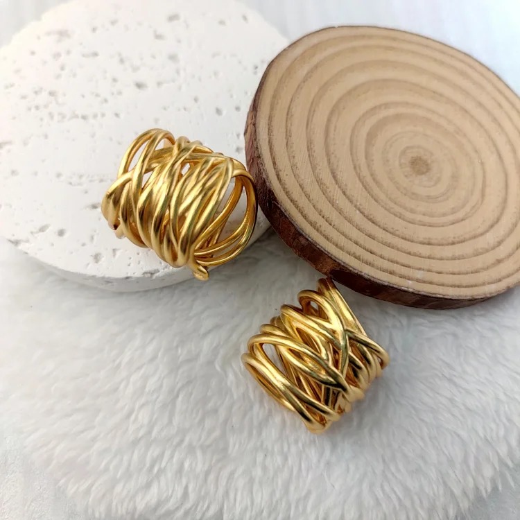 French Paris Heavy Industry Braided Line Ring Light Luxury Palace Style Retro Ring Baroque Vintage Ring