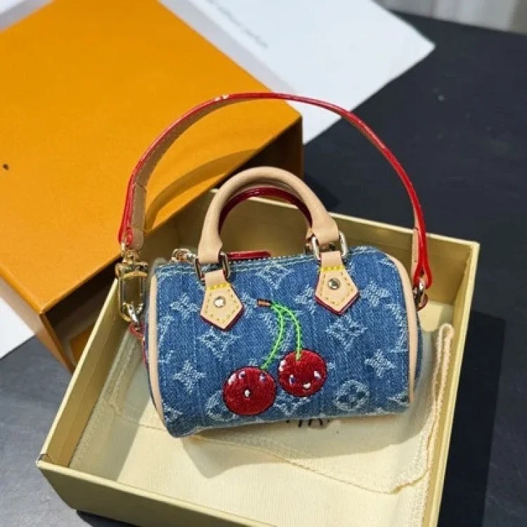 Christmas limited new cute plush keychain design niche mini fashion sunflower crossbody bag