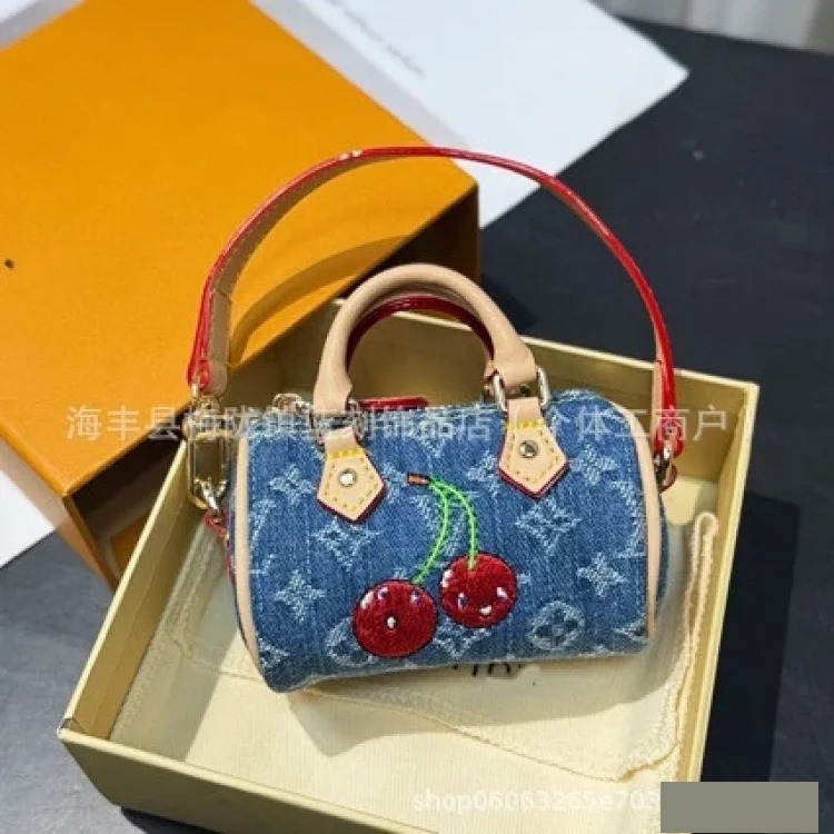 Christmas limited new cute plush keychain design niche mini fashion sunflower crossbody bag
