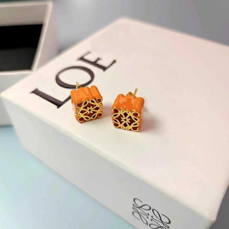 Luo's French tassel multi-color enamel mooncake earrings light luxury palace retro versatile ins women's earrings