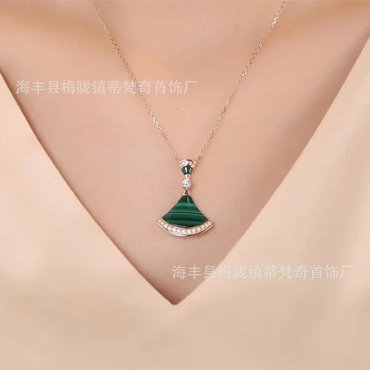 Baojia high 925 sterling silver mini skirt necklace rose gold white mother-of-pearl fan pendant agate clavicle chain