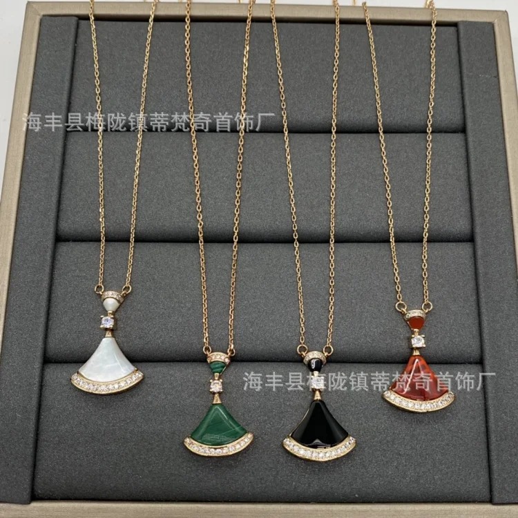 Baojia high 925 sterling silver mini skirt necklace rose gold white mother-of-pearl fan pendant agate clavicle chain