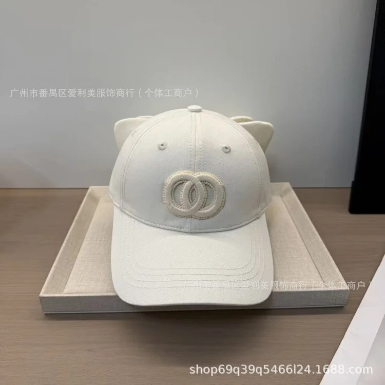 Ready stock baseball cap, double C embroidered soft top cap, women's sweet and cool style face-showing small sunshade anti-sun and tide hat
