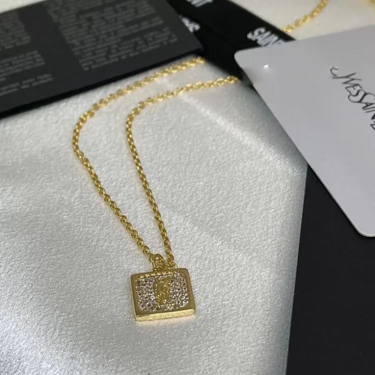 Yang Shulin's popular letter element gold-plated sterling silver necklace with non-fading and trendy ins-style gifts for girlfriends
