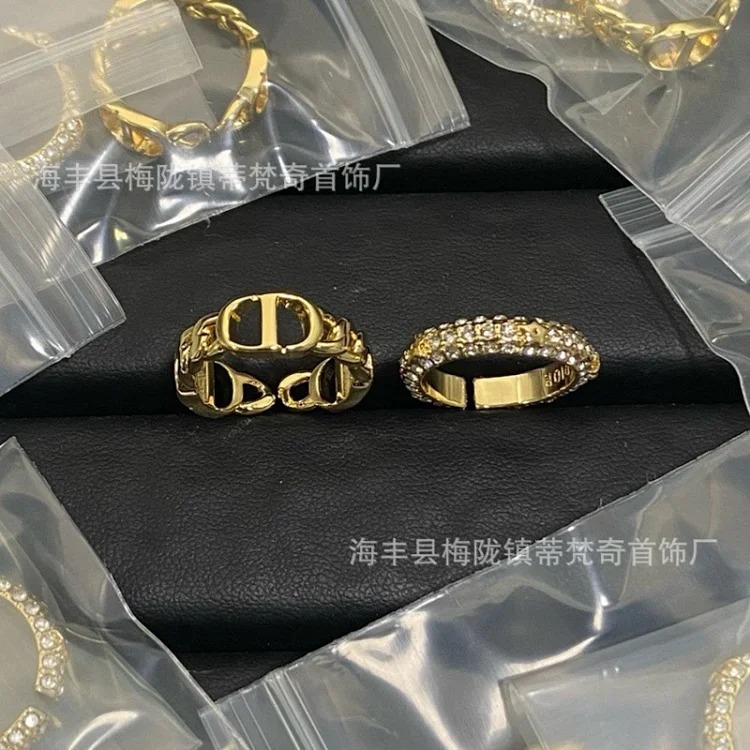 Djia/Dijia CD letter ring classic retro old open bronze love gilt butterfly ring wholesale
