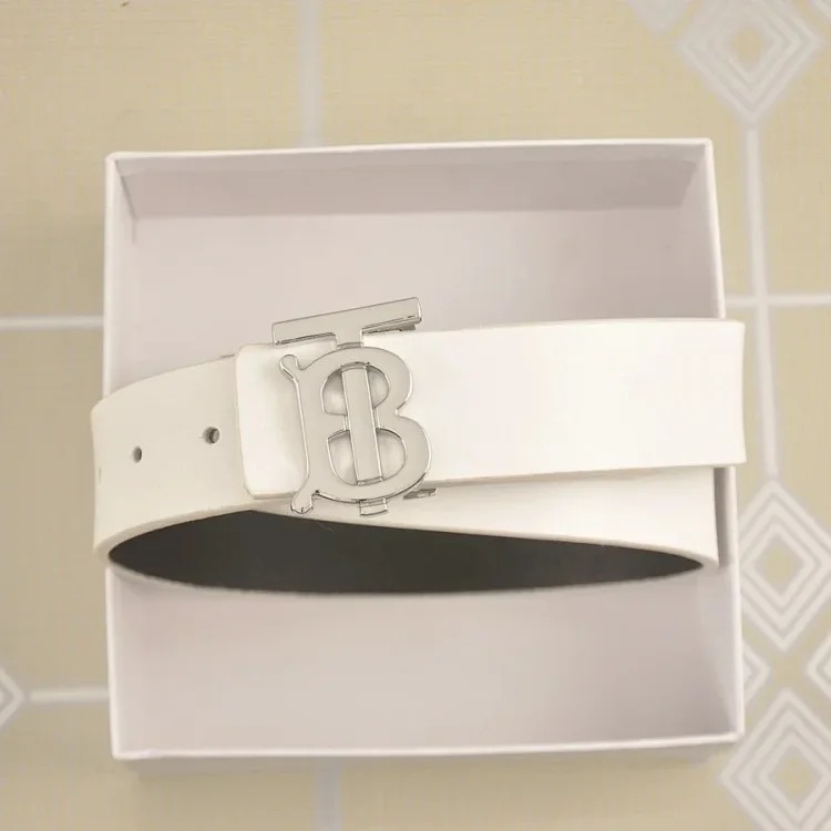 Fashionable and versatile belt 012