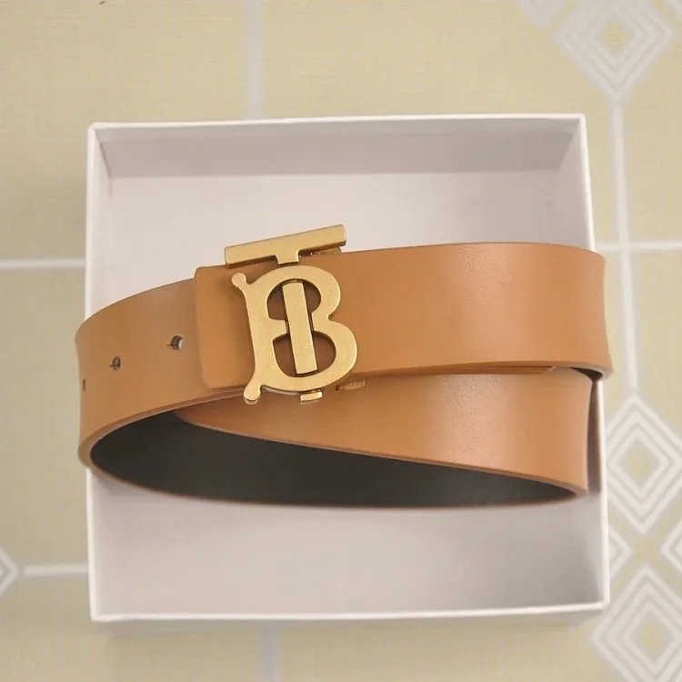 Fashionable and versatile belt 012