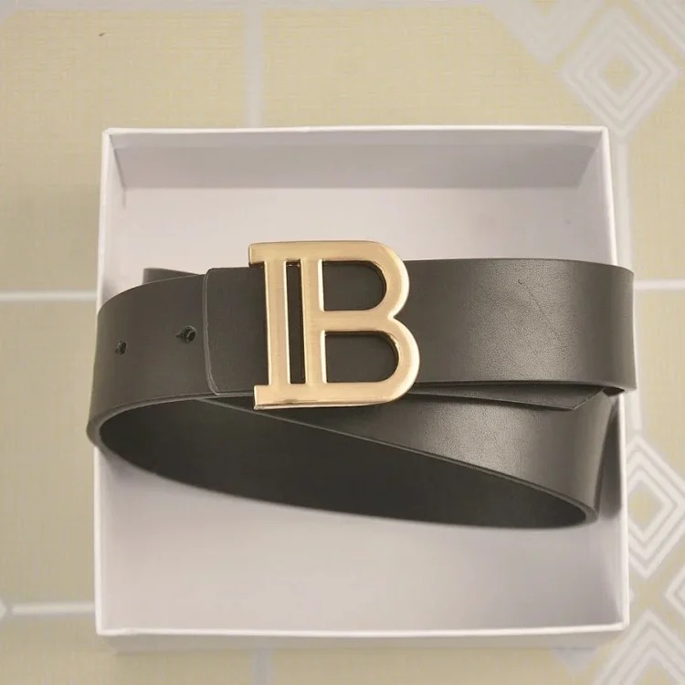 Fashionable and versatile belt 012