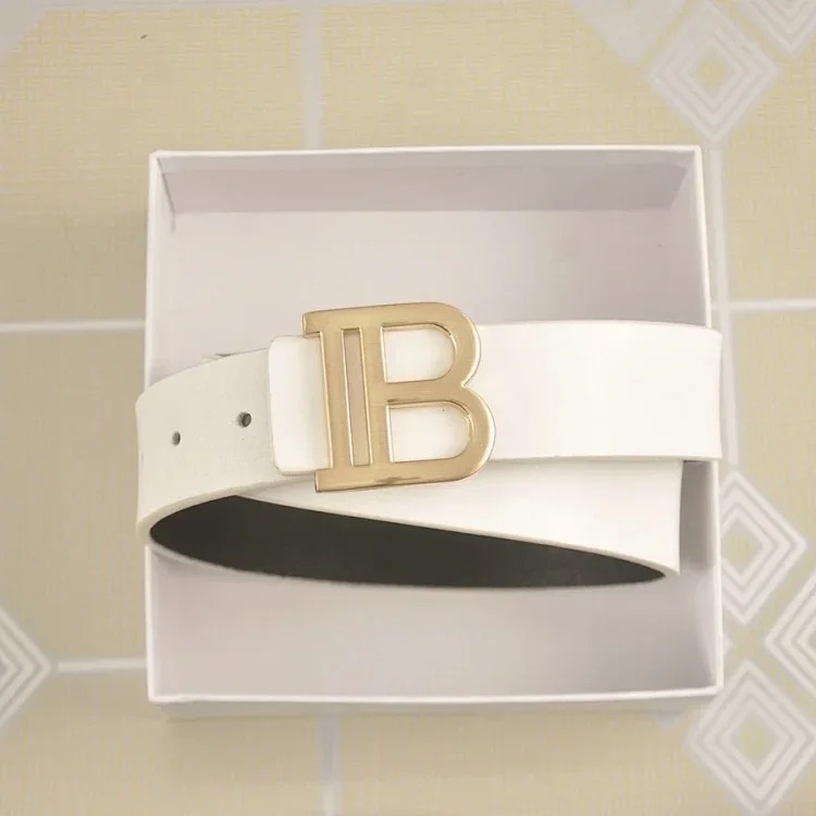 Fashionable and versatile belt 012