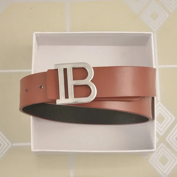 Fashionable and versatile belt 012